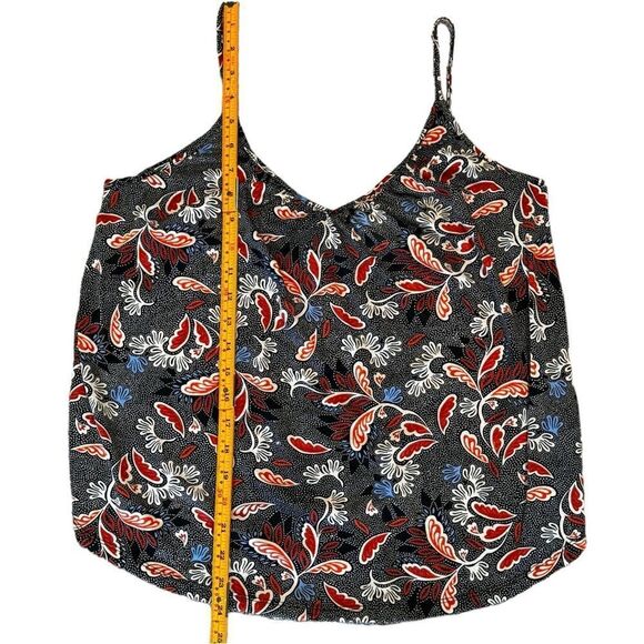 H&M Conscious Flowy Sleeveless Lightweight Printed Blouse Top. Medium. - Picture 5 of 8